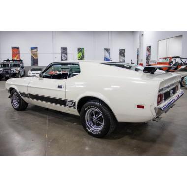 Auto World 1973 Ford Mustang Mach 1 Pearl White