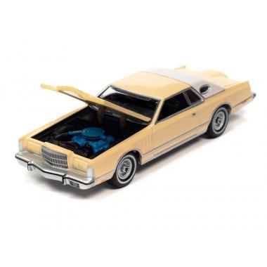 Auto World 1979 Lincoln Continental Mark V Cream 