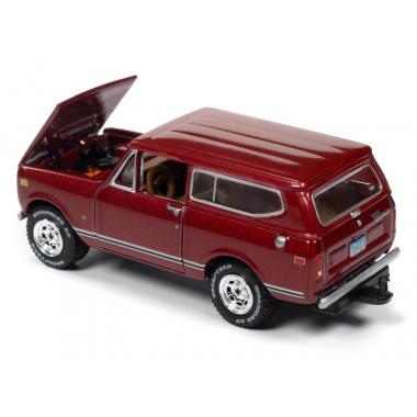 Johnny Lightning Classic Gold 1979 International Scout Deep Red