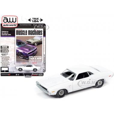 Auto World Premium 1970 Dodge Challenger R/T White