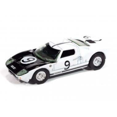 Auto World 1964 Ford GT40 Gloss White