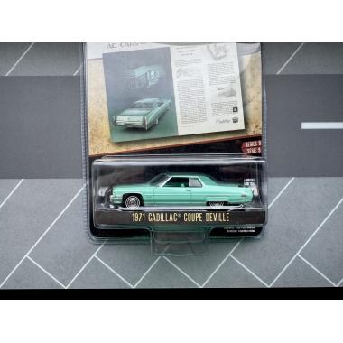 Greenlight 1:64 Cadillac Coupe Deville Green