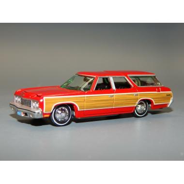 Johnny Lightning 1:64 1973 Chevy Caprice Estate Mijo Exclusives