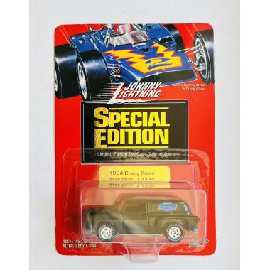 Johnny Lightning 1:64 1954 Chevy Panel 