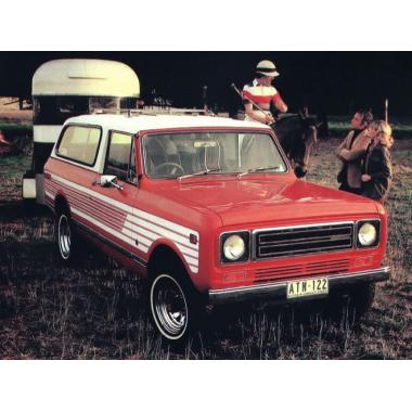 Johnny Lightning Classic Gold 1979 International Scout Deep Red