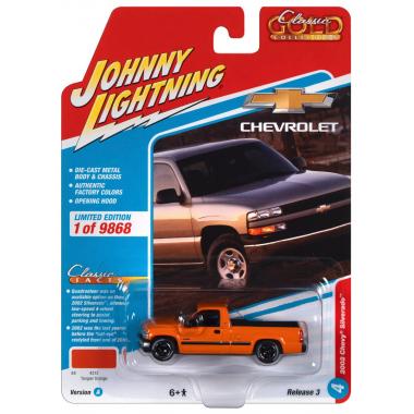 Johnny Lightning 2002 Chevrolet Silverado Tangier Orange