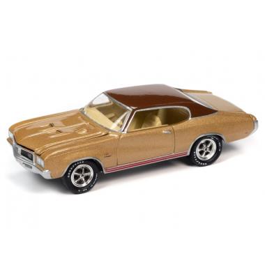 Johnny Ligtning 1970 Buick GS Desert Gold