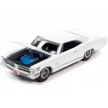 Johnny Lightning 1965 Royal Bobcat Pontiac Catalina 2+2 Gloss White