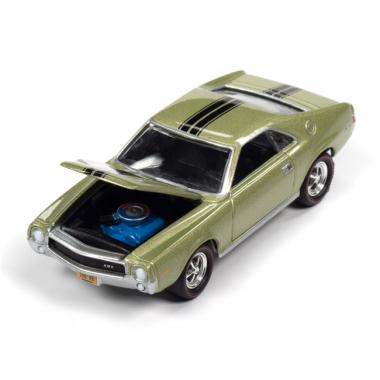 Johnny Lightning 1968 AMC AMX Laurel Green Metallic
