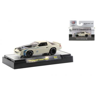 M2 Machines 1985 Chevrolet Camaro IROC-Z Frost White with Black Hood