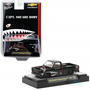 M2 Machines 1:64 1973 Chevrolet Cheyenne Super 10 (Black) MAJ.SQUARE BODY