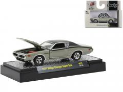M2 Machines 1:64 1971 Dodge Charger Super Bee Silver Green Metallic