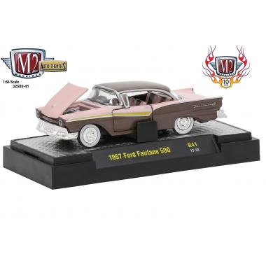 M2 Machines 1957 Ford Fairlane 500 Silver