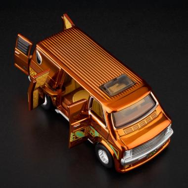 Hot Wheels Collectors RLC Exclusive ‘70s Dodge Tradesman Van