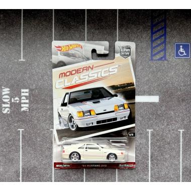 Hot Wheels 2017 Car Culture Red Line Club Premium Box Set