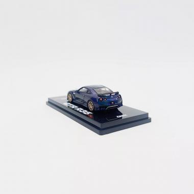 INNO64 1:64 Nissan GT-R R35 T-Spec Magic Purple